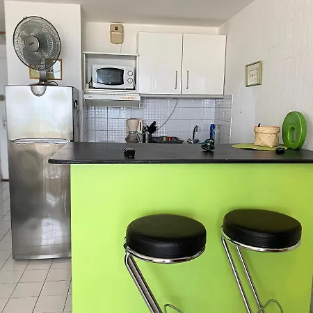 4 Pers, Baclon Vue Mer, 1 Chambre, Piscine + Parking, A 50m De La Mer Et Des Commerces - Ref Sav336h Apartment